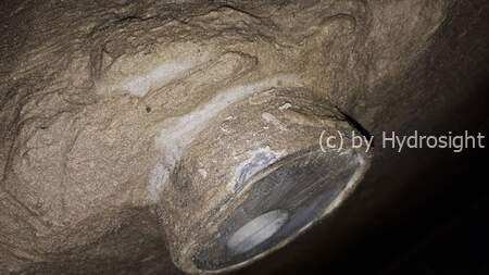 Aquafin even sticks to PP-pipe!