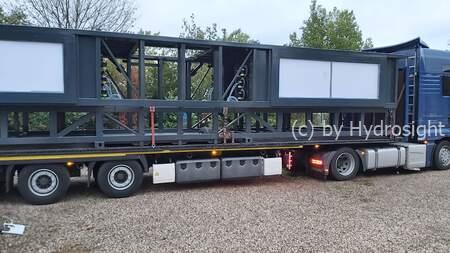 Fenster für ein Container-Schwimmbecken